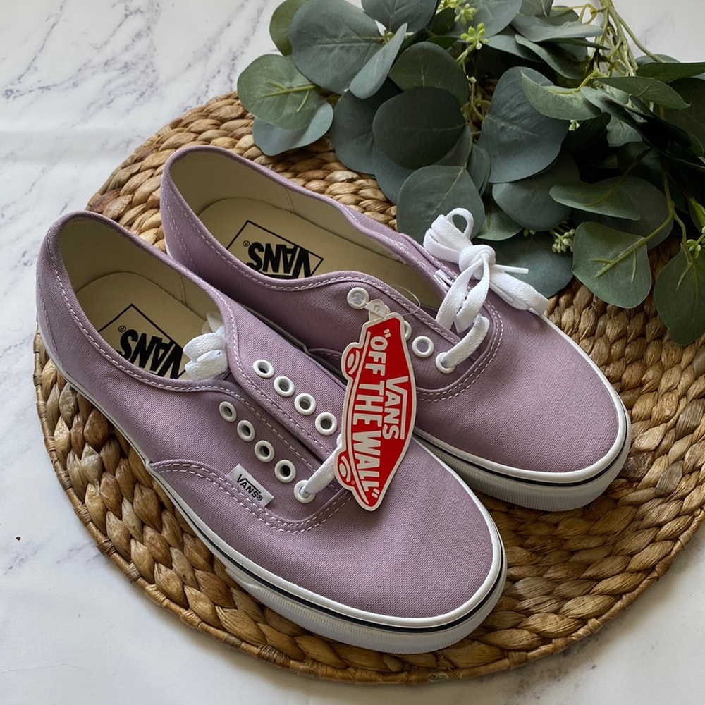 NWOB-Vans authentic sneakers- sea fog - pink/purple -Size 8 - Picture 1 of 1